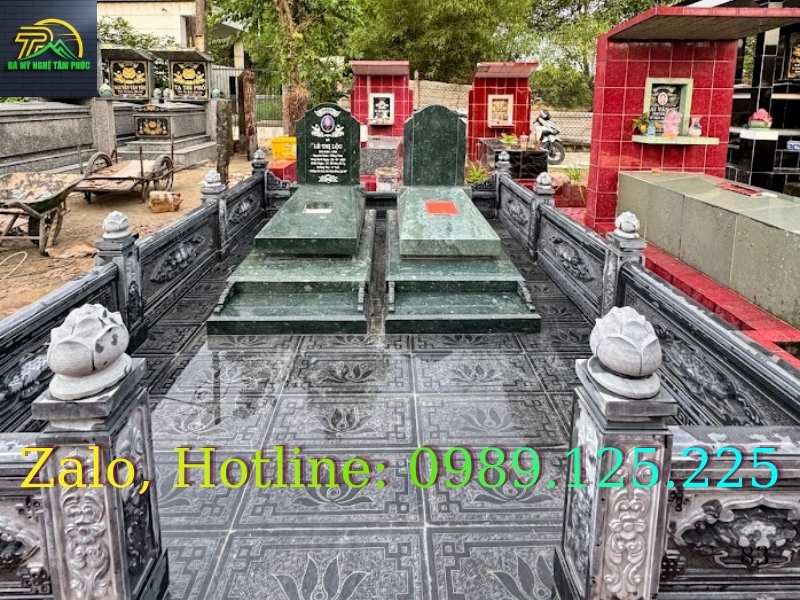 Nhà Mồ Bằng Đá