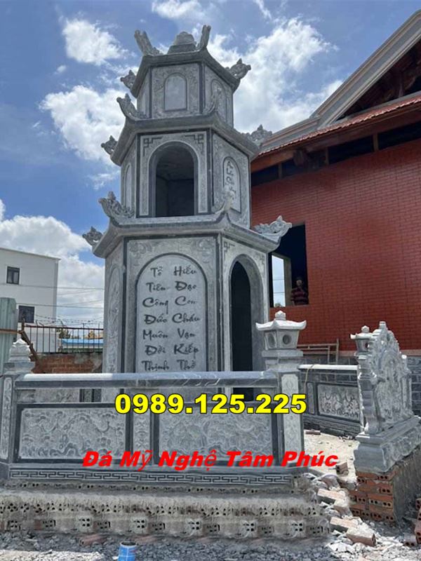 Tháp mộ đá tự nhiên bán tại Bình Định