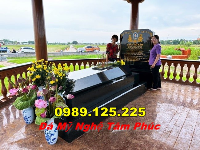 mẫu mộ đá hoa cương công giáo đẹp nhất tại Bình Dương