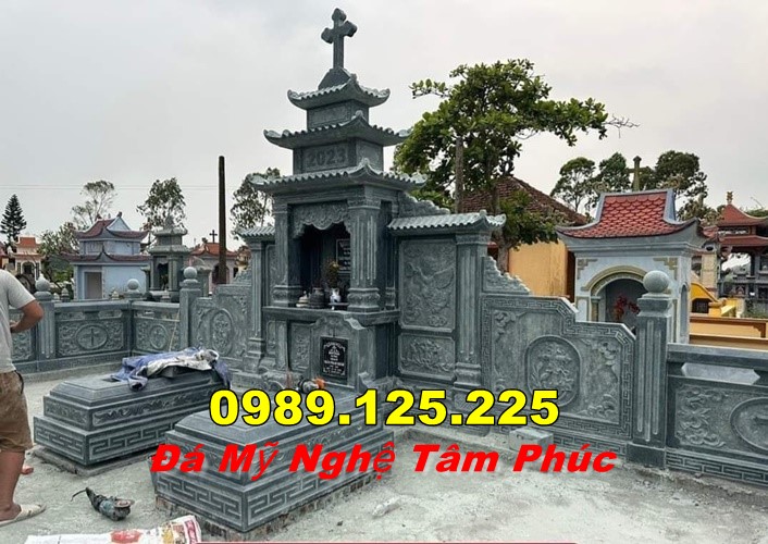 Tại mẫu bia mộ công giáo Bán Tại thừa thiên huế