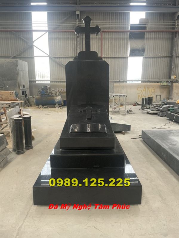 Mộ Đá Công Giáo Đẹp Tại Tây Ninh