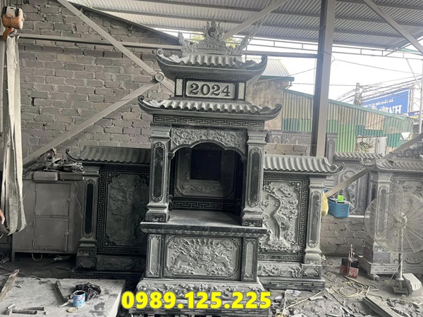 Miếu Đá Thờ Ngoài Trời Tại Bình Thuận