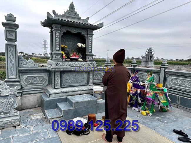 Miếu Đá Thờ Ngoài Trời Tại Sài Gòn HCM