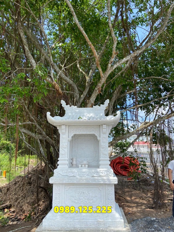 Mẫu Miếu Đá Thờ Ngoài Trời Tại Đắk Nông