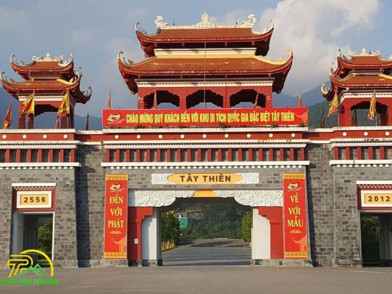 Khám Phá Đền Tây Thiên