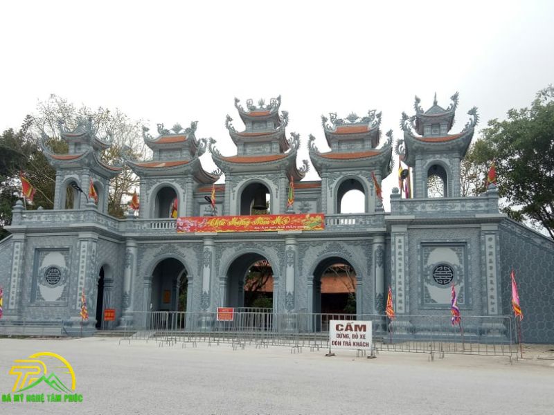 ĐỀN TUẦN TRANH TRONG DU LỊCH TÂM LINH