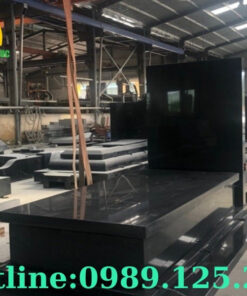 Alternative view of Mộ Đá Granite Hoa Cương Nguyên Khối Đẹp Bán Tại Quảng Ngãi👇