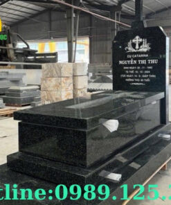 Mộ Đá Granite Hoa Cương Nguyên Khối Đẹp Bán Tại Vĩnh Phúc